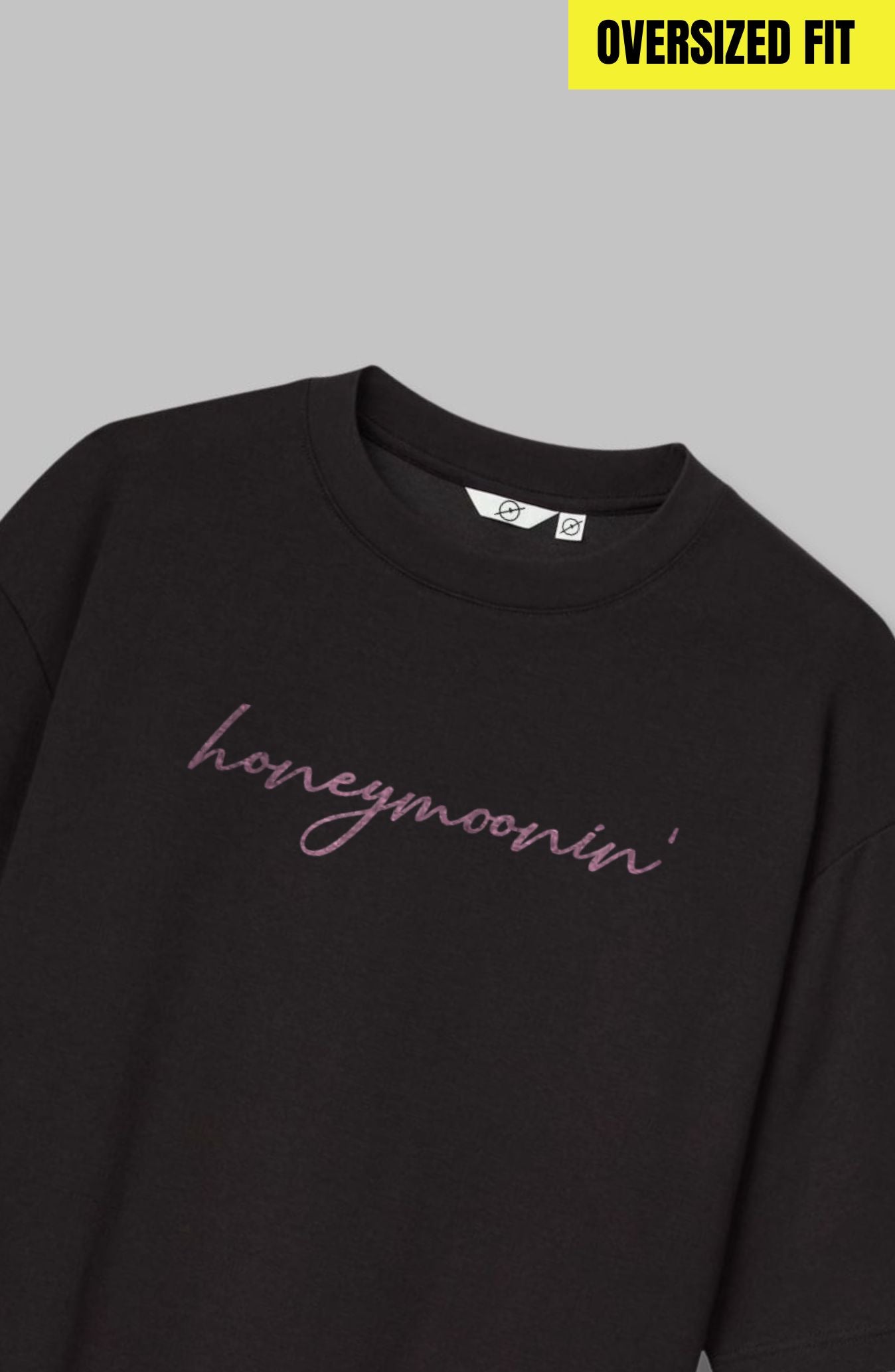 Honeymoonin Oversized T-Shirt