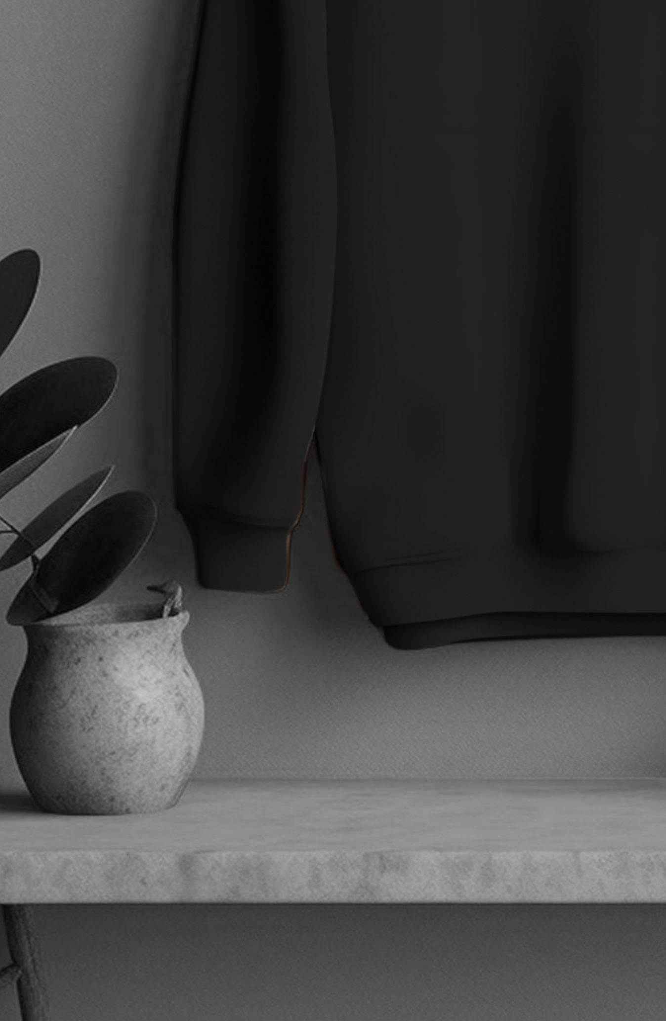 Black Classic Sweatshirt